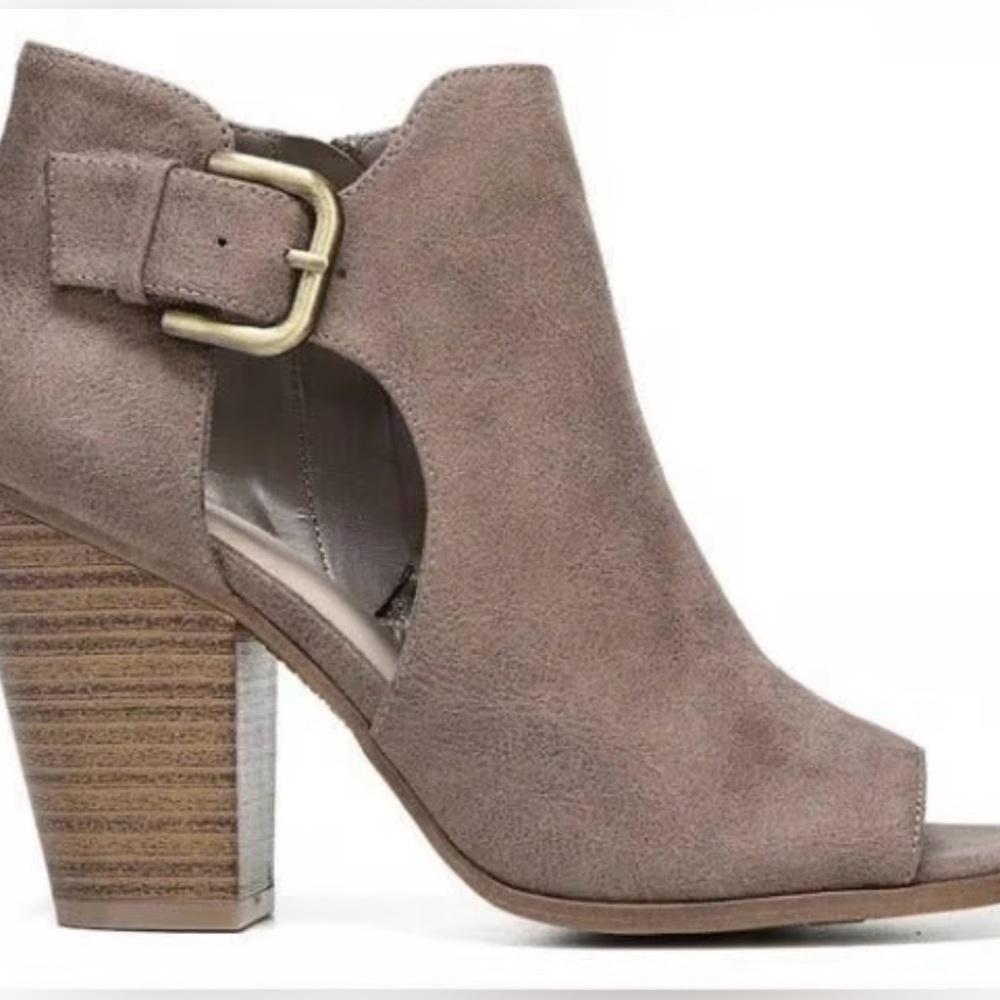 Fergalicious Gray Suede Ankle Booties with Chunky Heel
